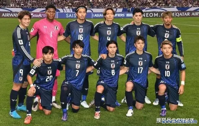 一场1-1，让18强赛再无全胜队！亚洲第一坑惨国足，出线神色大乱